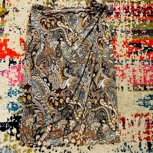 Woman’s earth tones wrap skirt